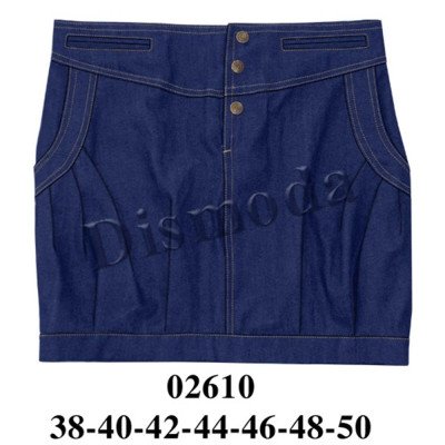 02610 - Molde de Minifalda con pretina ancha, tres botones, bolsillos de parche con tapeta y pliegues