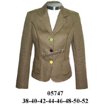 05747 - Molde de Blazer 3 botones corte princesa 05747 - Molde de Blazer 3 botones corte princesa
