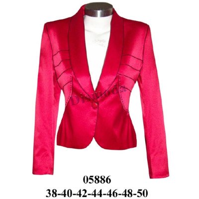 05886 - Molde de Blazer entallado con solapa de esmoquin, escote en pico, manga larga y cierre frontal con un botón 05886 - Molde de Blazer entallado con solapa de esmoquin, escote en pico, manga larga y cierre frontal con un botón