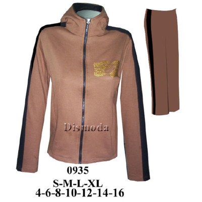 0935 - Molde de Buzo con corte en delantero con franja en manga y pantalón 0935 - Molde de Buzo con corte en delantero con franja en manga y pantalón