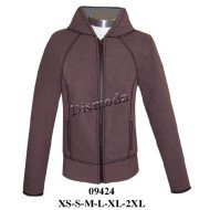 09424 - Molde de Polerón con gorro, cierre central, mangas ranglán, bolsillos laterales y pretina recta