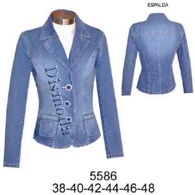 5586 - Molde de Blazer 3 botones corte princesa entallado (largo 54 cms)