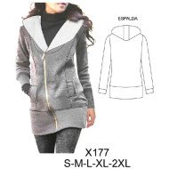 X177 - Molde de Polerón con cierre lateral, gorro grande cruzado